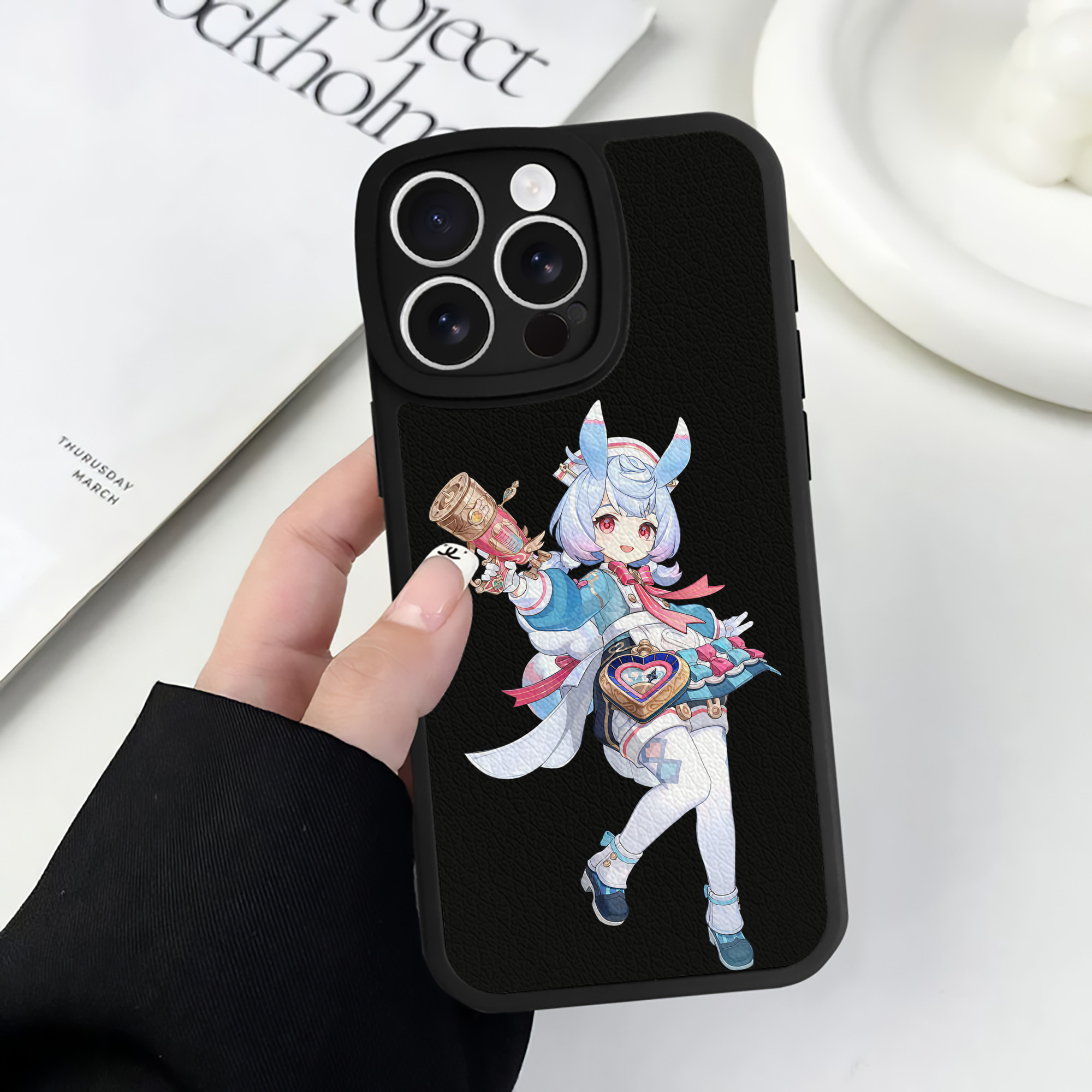 げんし神 シゲウィン genshin Shigewin 【iPhone 16シリーズ対応】シリコンスマホケース（レザー調） 材質：シリコン